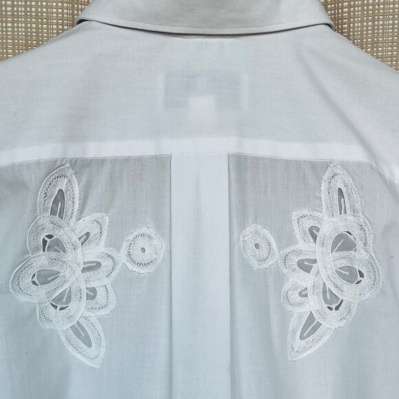VINTAGE Embroidered Buttoned Cutout Lace A… - Picture 13 of 16